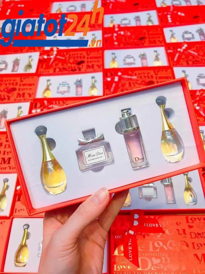Gift Set Nước Hoa Dior Mini Hộp Đỏ có những mùi nào