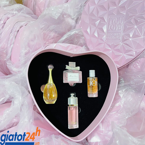 Set nước hoa Dior mini 4 chai 5ml hộp trái tim