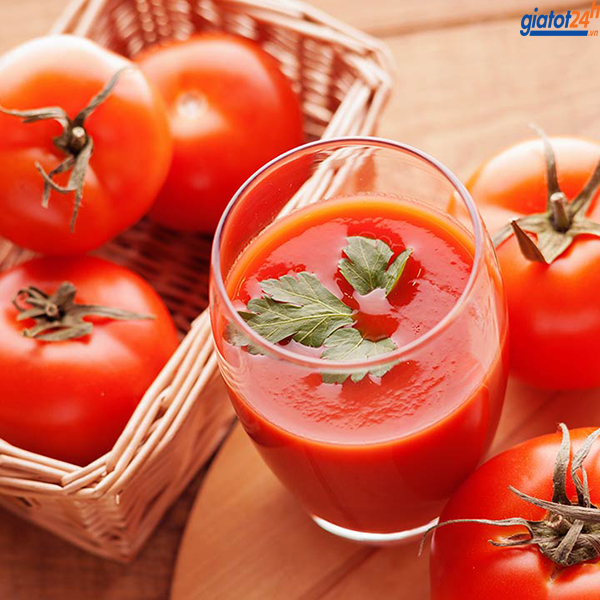 Cách Giải Rượu Ngày Tết bằng nước ép cà chua