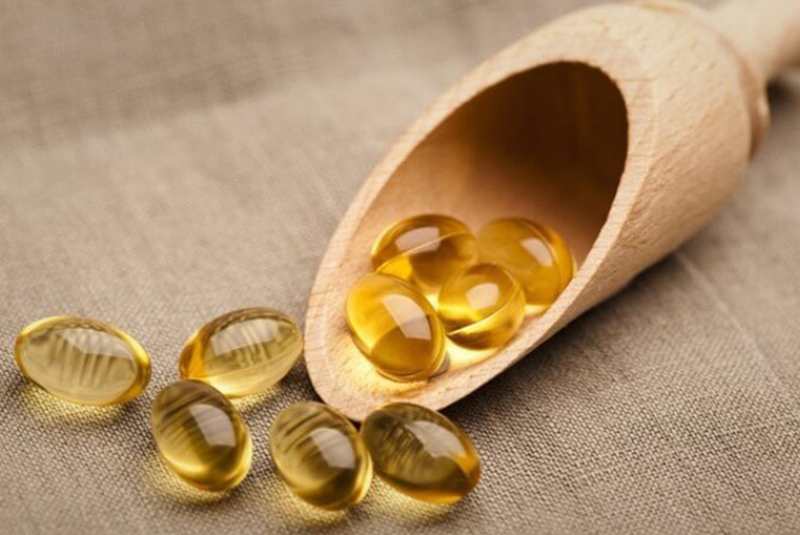 Vitamin E trộn kem nên hay không nên? Cách trộn an toàn nhất? 7 vitamin e trộn kem dùng có tốt không