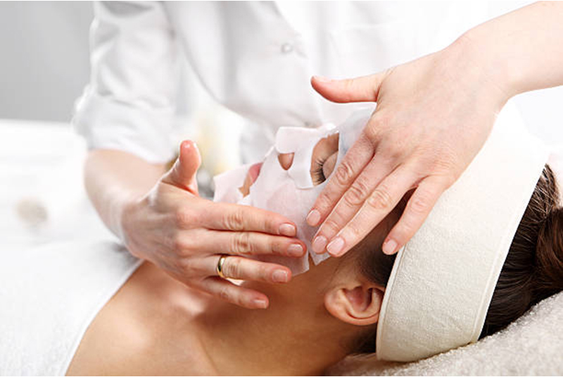 Công dụng tuyệt vời của mặt nạ collagen với sức khỏe làn da của bạn 13 mặt nạ collagen sẵn trên thị trường