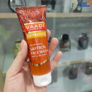 Sữa Rửa Mặt Vaadi Herbals Sun Shield Saffron Face Wash 60ml